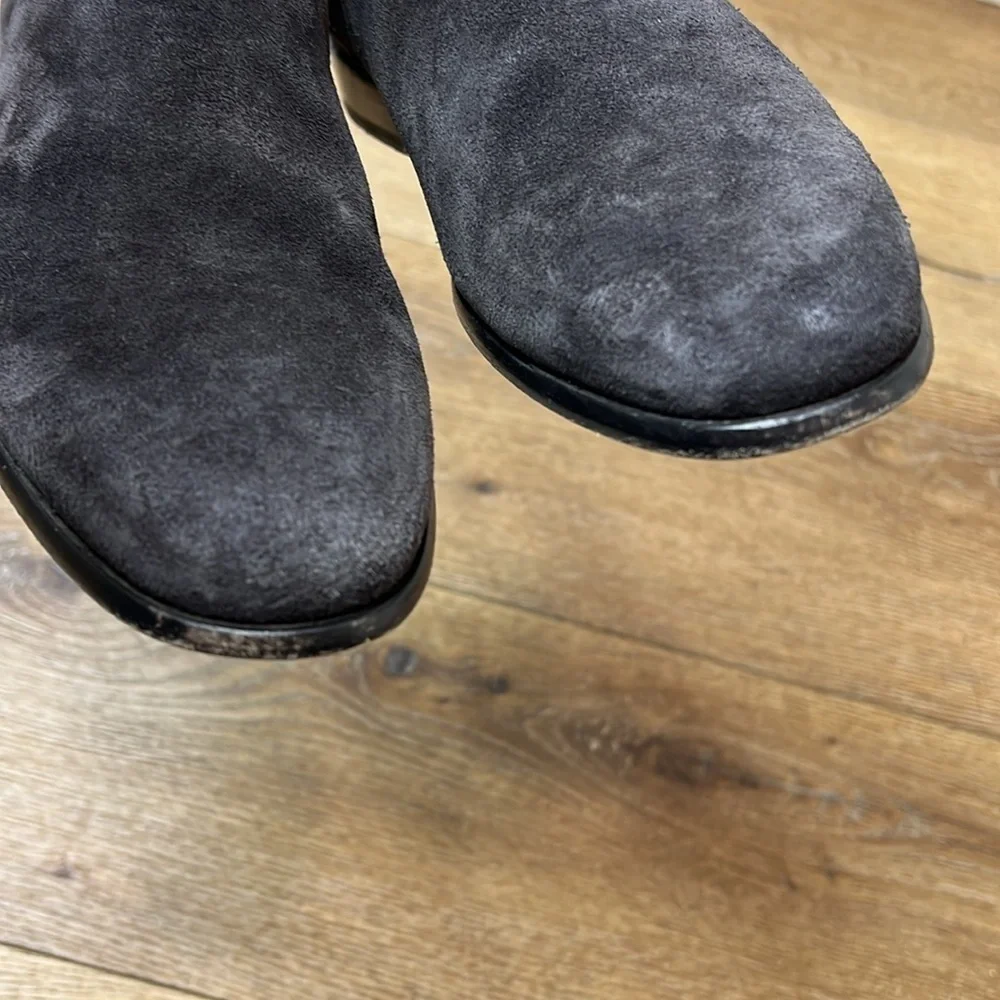 Vince Gray Suede Chelsea Boots Size 9E